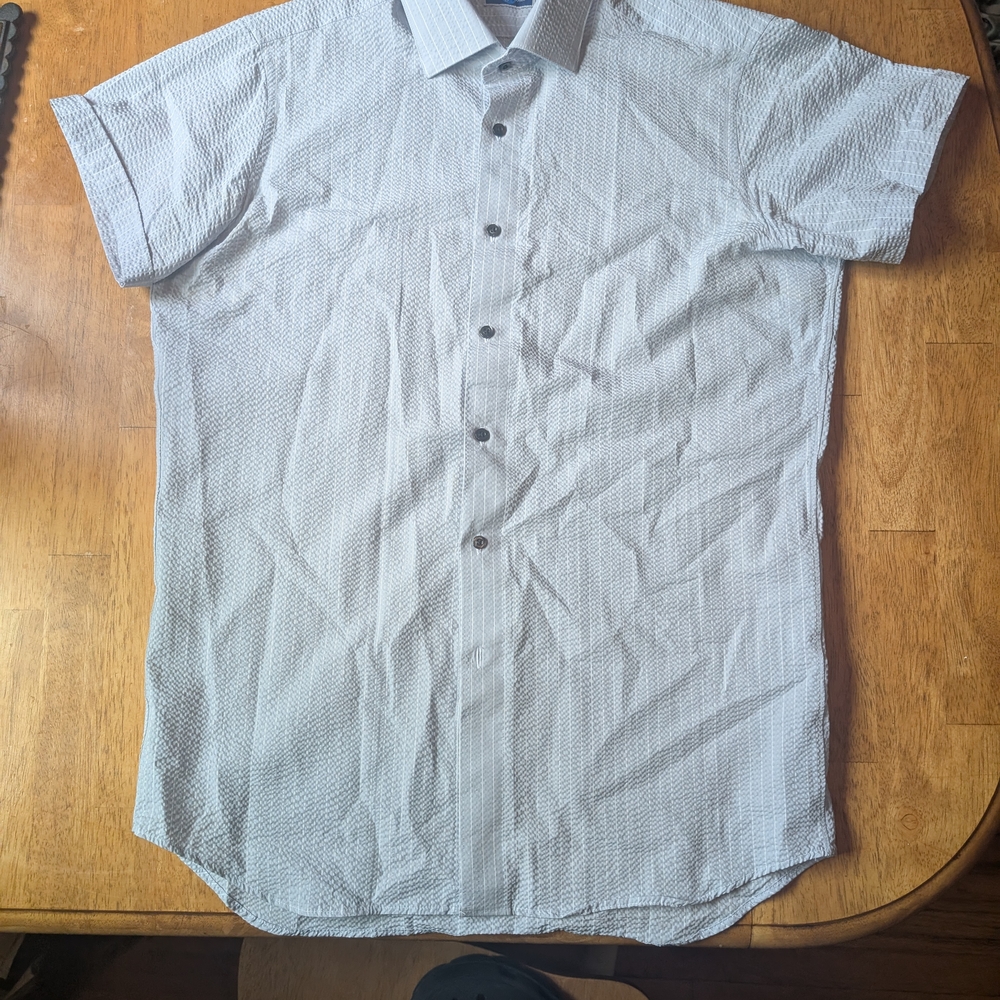 Men's Classic Light Gray Button-Down Shirt